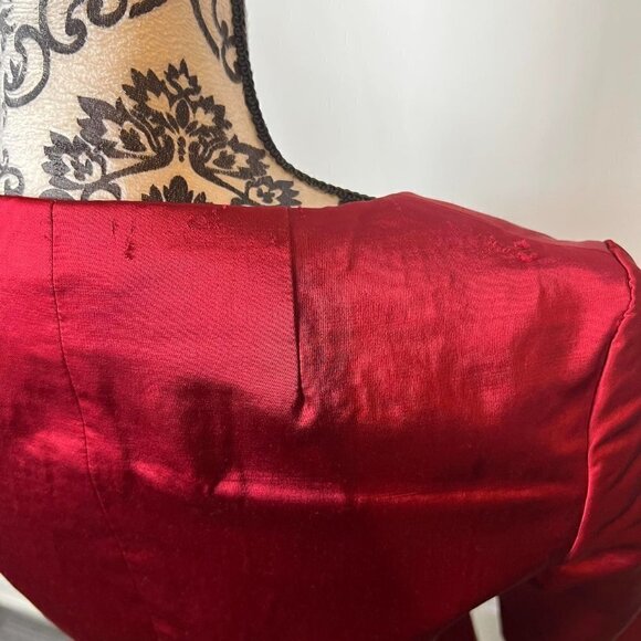 Vintage Tahari petites red satin wool blend 3/4 sleeve blazer skirt set. Sz 6P - Picture 8 of 12